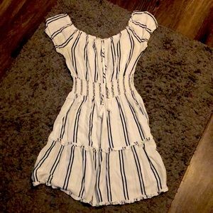 White and navy blue dress size XL